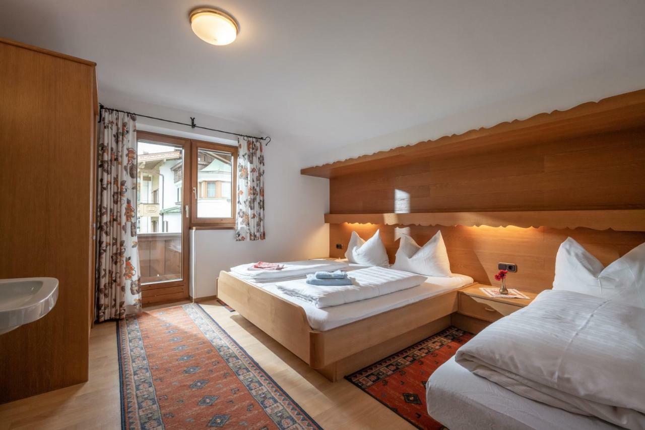 Апартаменты Gastehaus Amor Майрхофен Экстерьер фото
